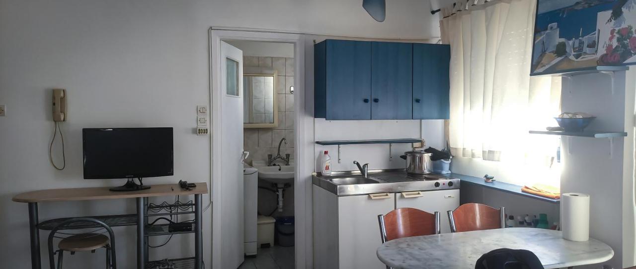 Appartamento Loutraki Times Esterno foto